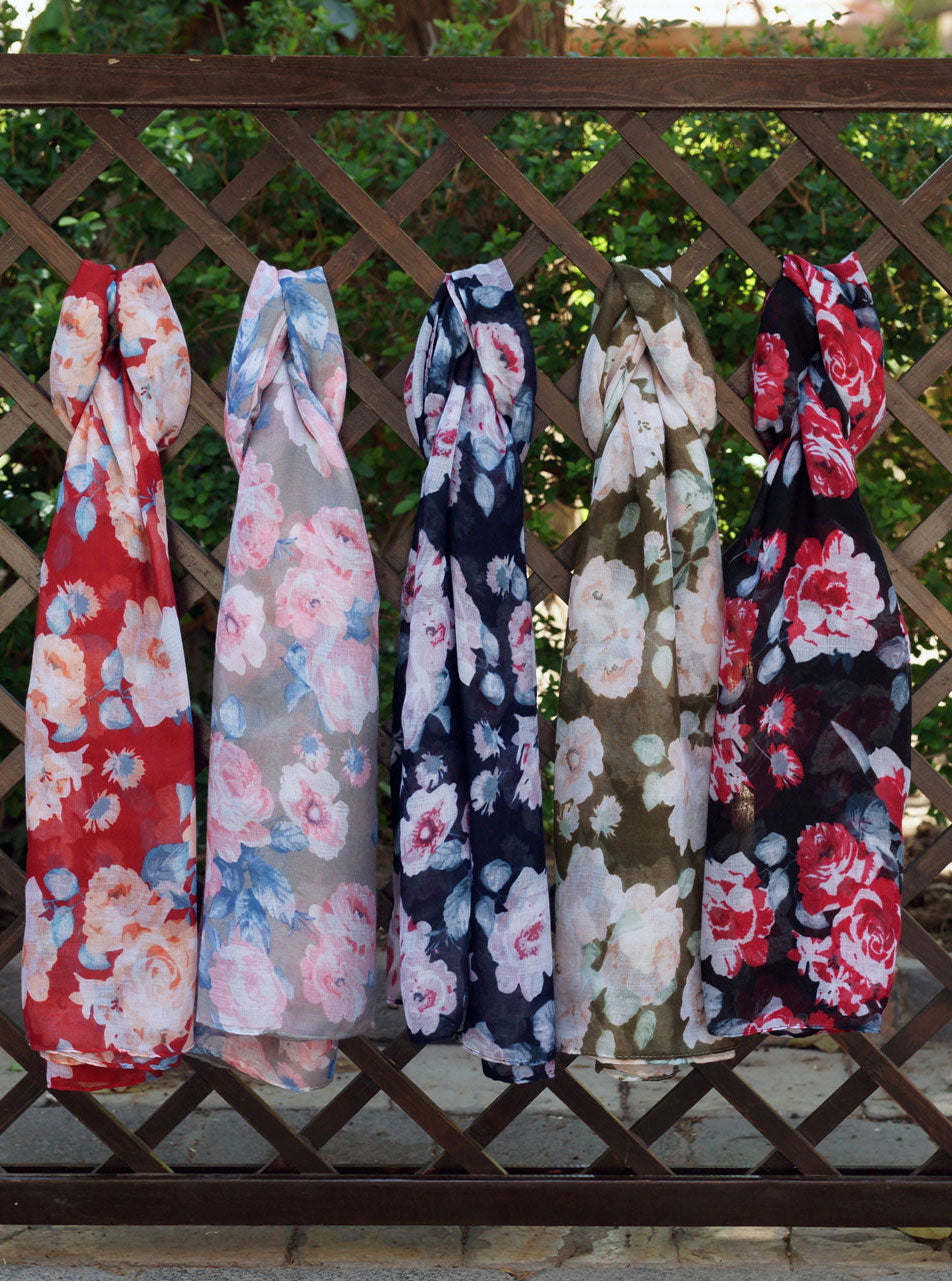 Abstract Roses Hijab